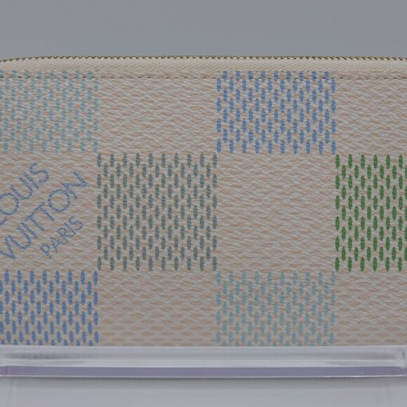 Louis Vuitton Damierlicious Zippy Wallet Pistachio Green - Picture 1 of 14